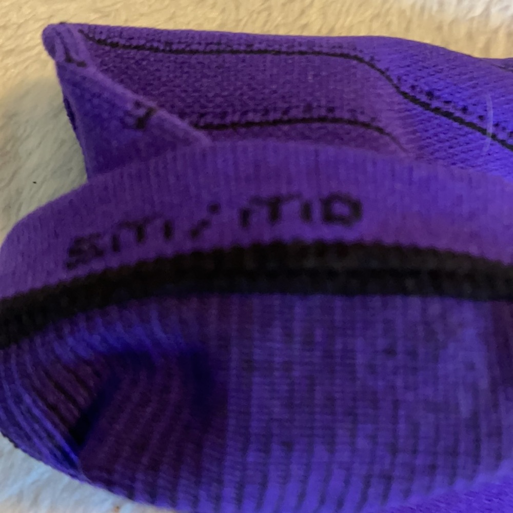 Pro compression socks. Sm/med - Picture 4 of 4